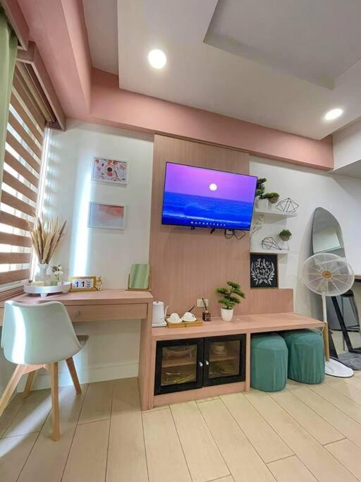 Lovely Unit With Free Wi-Fi & Netflix I Across Naia T3 Airport Manila Esterno foto